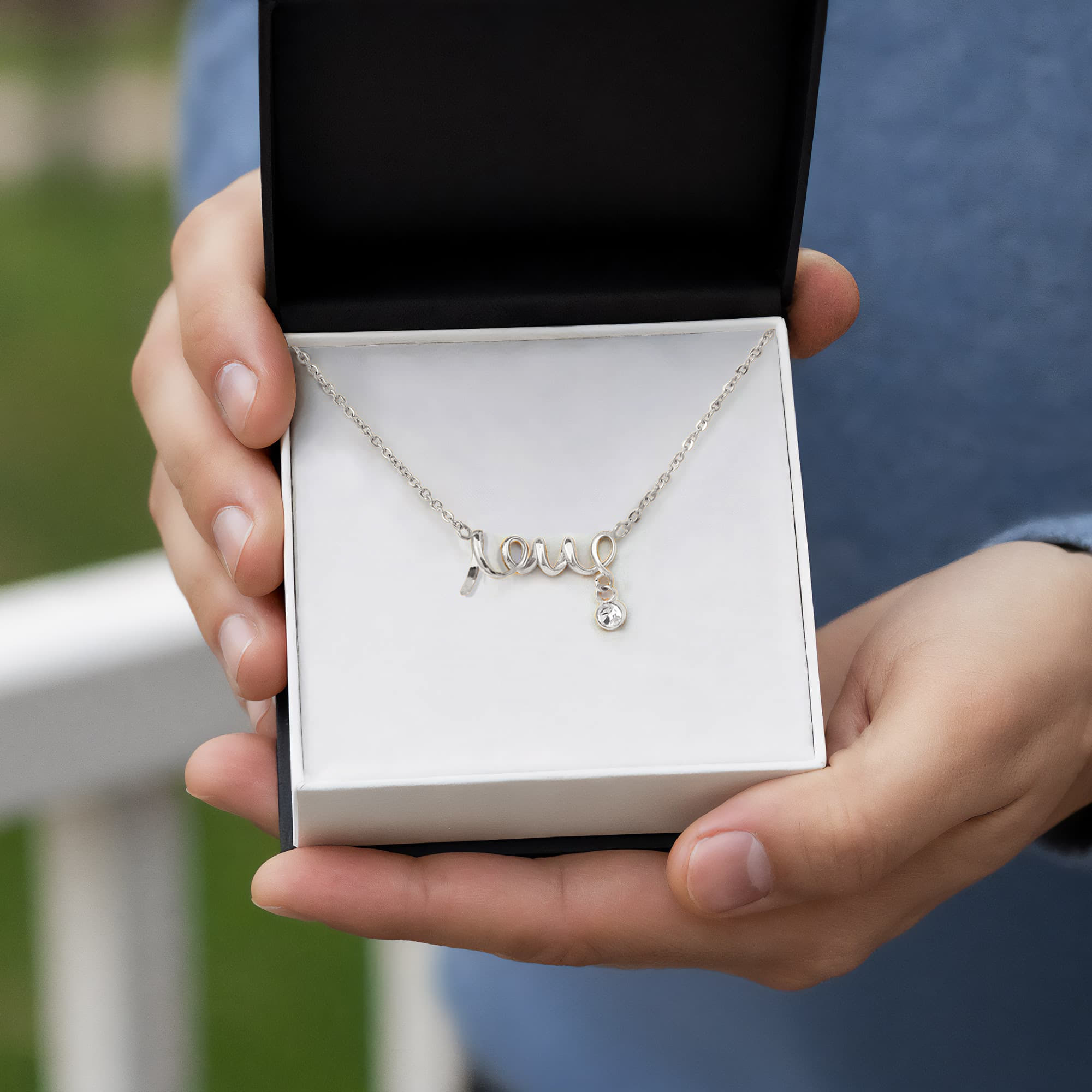 Non Message Card- Love Necklace