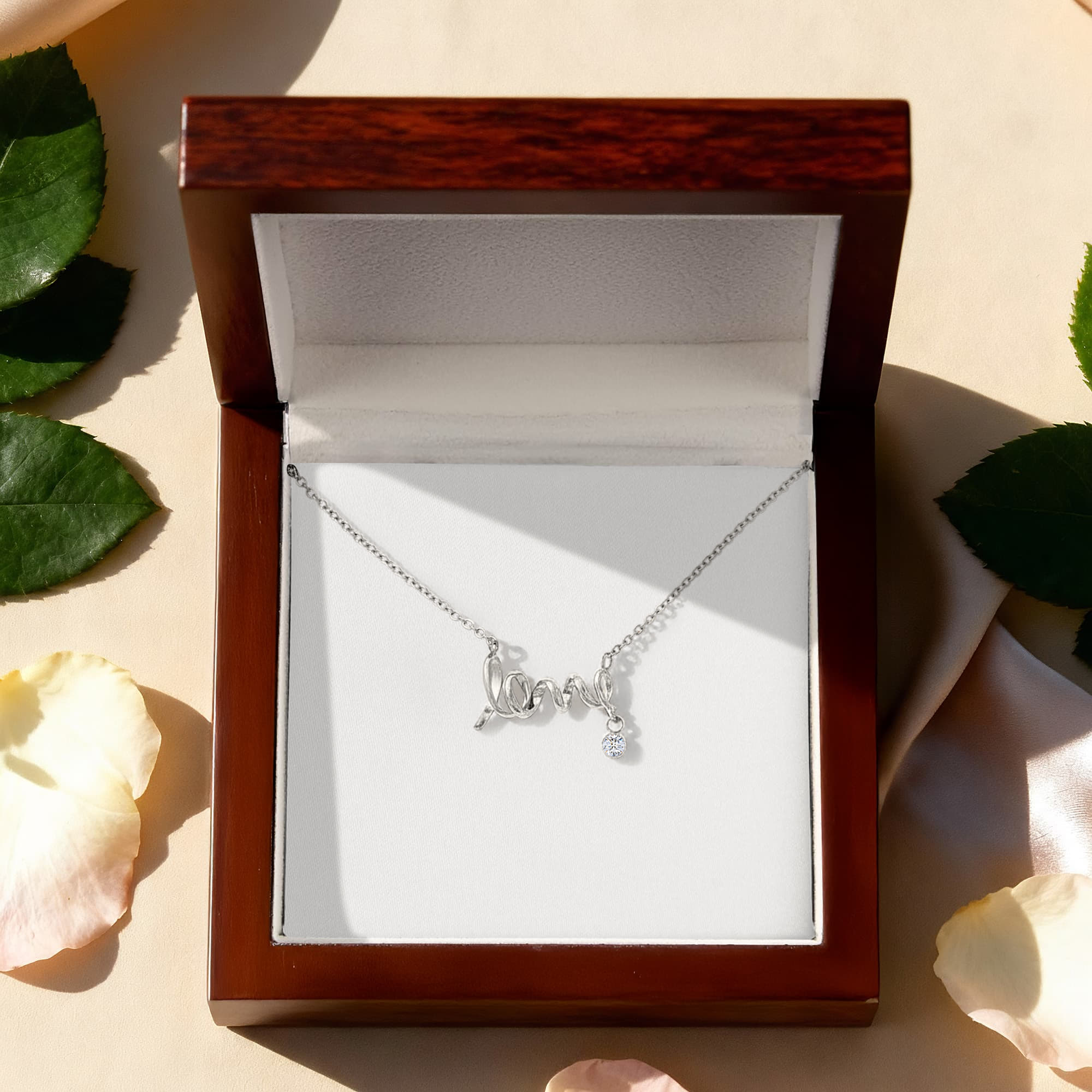Non Message Card- Love Necklace
