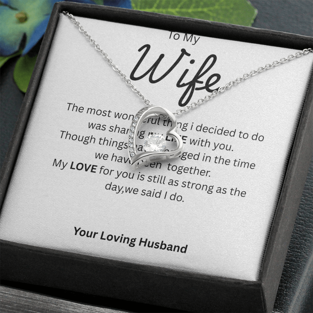 TO MY WIFE - Forever Knot Necklace